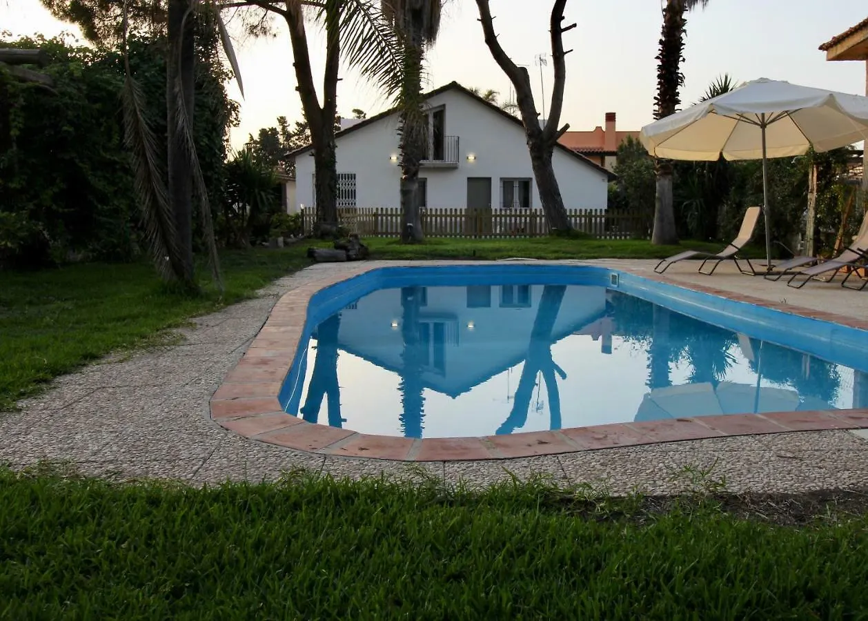 Katana Suites Beach Agnone Bagni 0*,