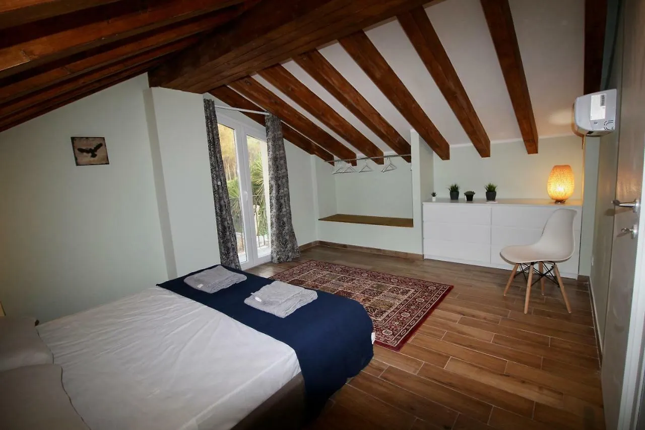 Katana Suites Beach Agnone Bagni Appartement